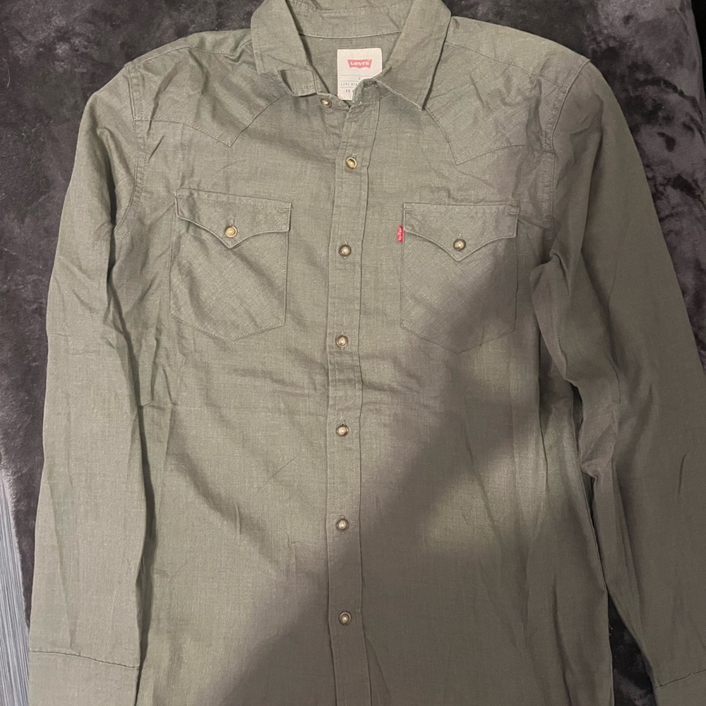 Green Long Sleeve Levi’s Men’s